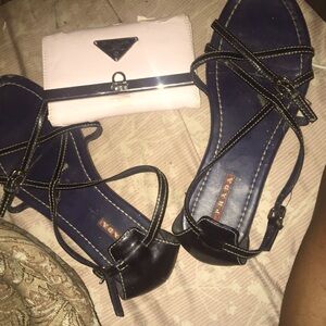 Pink and black Prada Wallet with  black Prada sandals